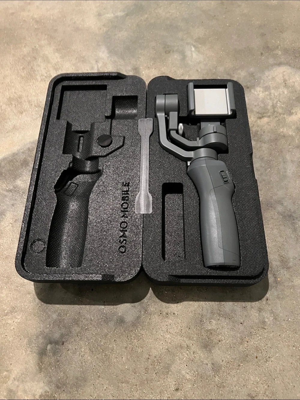 DJI OSMO MOBILE Camera stabilizer